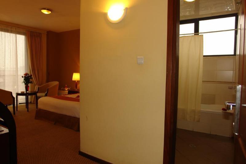 Soramba Hotel Business Plc Addis Abeba Exterior foto